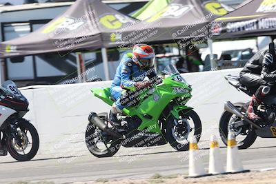 media/Oct-05-2025-CVMA (Sun) [[beeef4f201]]/Race 11-500-400(4)-350 Supersport/